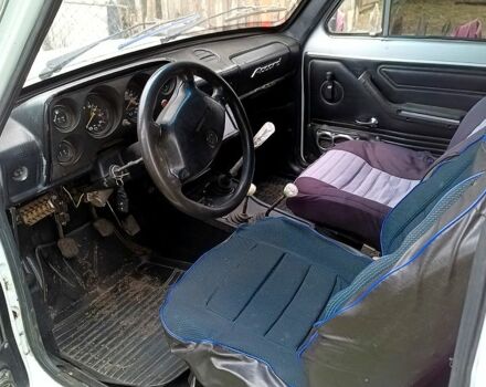 Белый ВАЗ Нива, объемом двигателя 1.6 л и пробегом 95 тыс. км за 1440 $, фото 5 на Automoto.ua