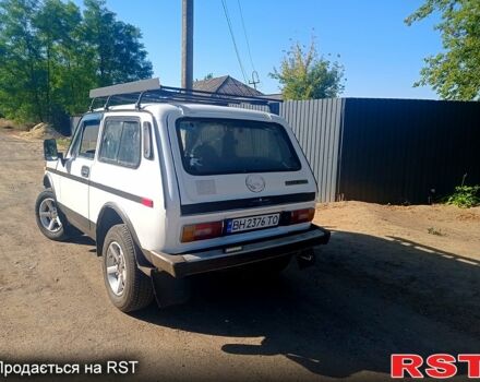 Белый ВАЗ Нива, объемом двигателя 1.6 л и пробегом 76 тыс. км за 2500 $, фото 5 на Automoto.ua