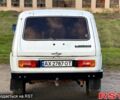 Белый ВАЗ Нива, объемом двигателя 1.6 л и пробегом 177 тыс. км за 2100 $, фото 3 на Automoto.ua