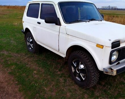 Белый ВАЗ Нива, объемом двигателя 1.6 л и пробегом 0 тыс. км за 2100 $, фото 1 на Automoto.ua
