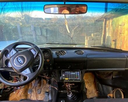 Білий ВАЗ Нива, об'ємом двигуна 1.6 л та пробігом 300 тис. км за 2500 $, фото 6 на Automoto.ua
