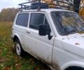 Білий ВАЗ Нива, об'ємом двигуна 1.6 л та пробігом 100 тис. км за 999 $, фото 7 на Automoto.ua