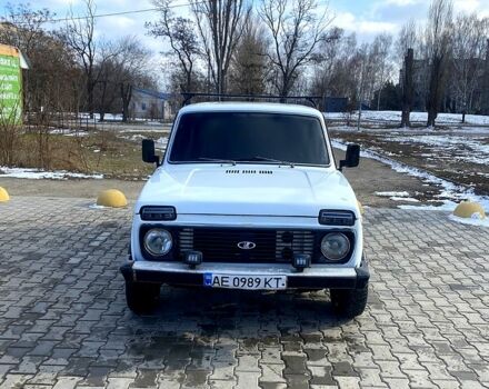 Білий ВАЗ Нива, об'ємом двигуна 1.6 л та пробігом 300 тис. км за 2500 $, фото 4 на Automoto.ua