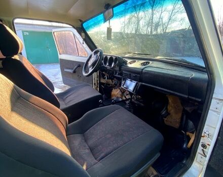 Білий ВАЗ Нива, об'ємом двигуна 1.6 л та пробігом 300 тис. км за 2500 $, фото 7 на Automoto.ua