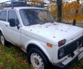 Білий ВАЗ Нива, об'ємом двигуна 1.6 л та пробігом 100 тис. км за 999 $, фото 2 на Automoto.ua