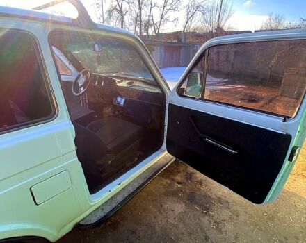 Білий ВАЗ Нива, об'ємом двигуна 1.6 л та пробігом 300 тис. км за 2500 $, фото 3 на Automoto.ua