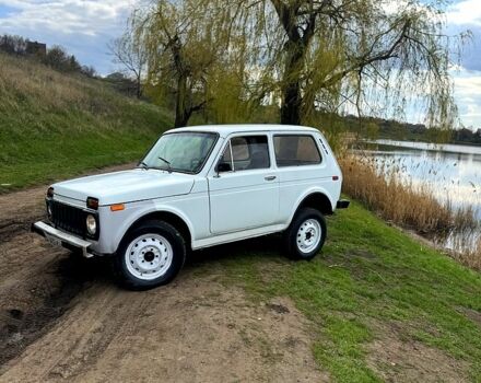 Білий ВАЗ Нива, об'ємом двигуна 1.6 л та пробігом 0 тис. км за 1100 $, фото 2 на Automoto.ua