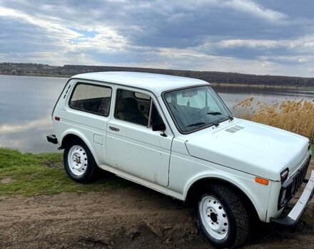Білий ВАЗ Нива, об'ємом двигуна 1.6 л та пробігом 0 тис. км за 1100 $, фото 1 на Automoto.ua