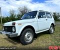 Белый ВАЗ Нива, объемом двигателя 1.7 л и пробегом 200 тыс. км за 2800 $, фото 1 на Automoto.ua