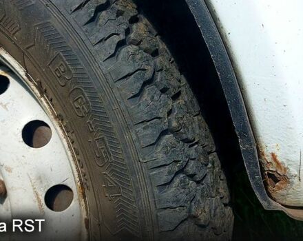 Білий ВАЗ Нива, об'ємом двигуна 1.7 л та пробігом 114 тис. км за 2500 $, фото 7 на Automoto.ua