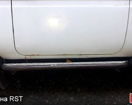 Белый ВАЗ Нива, объемом двигателя 1.7 л и пробегом 180 тыс. км за 3000 $, фото 8 на Automoto.ua