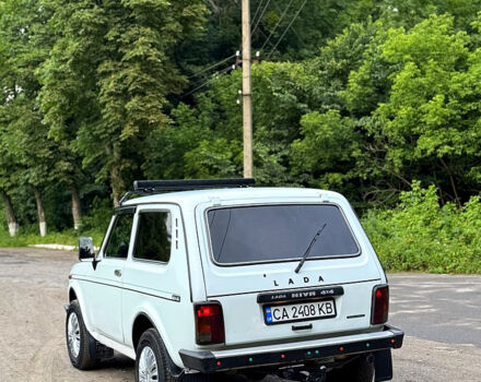 Белый ВАЗ Нива, объемом двигателя 1.7 л и пробегом 229 тыс. км за 3350 $, фото 1 на Automoto.ua