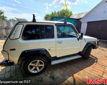 Белый ВАЗ Нива, объемом двигателя 1.7 л и пробегом 174 тыс. км за 4200 $, фото 1 на Automoto.ua