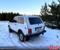 Белый ВАЗ Нива, объемом двигателя 1.7 л и пробегом 180 тыс. км за 3800 $, фото 2 на Automoto.ua