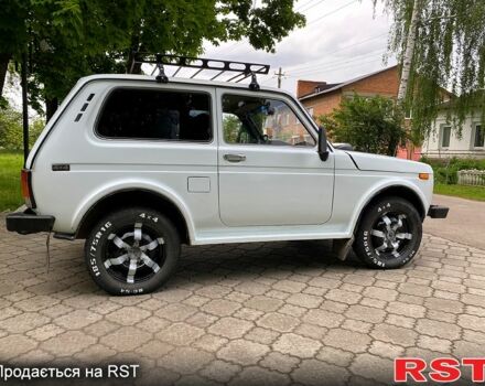 Білий ВАЗ Нива, об'ємом двигуна 1.7 л та пробігом 273 тис. км за 3300 $, фото 3 на Automoto.ua