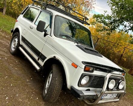 Белый ВАЗ Нива, объемом двигателя 1.7 л и пробегом 150 тыс. км за 2650 $, фото 2 на Automoto.ua