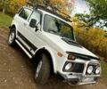 Белый ВАЗ Нива, объемом двигателя 1.7 л и пробегом 150 тыс. км за 2650 $, фото 2 на Automoto.ua