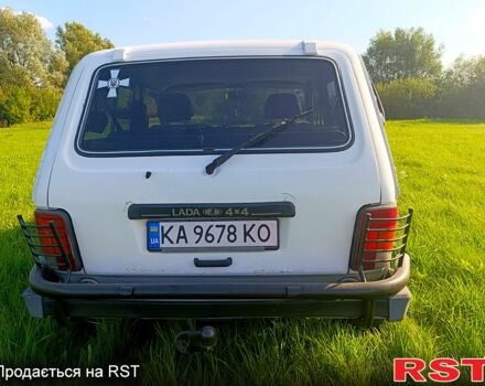 Белый ВАЗ Нива, объемом двигателя 1.7 л и пробегом 140 тыс. км за 3500 $, фото 3 на Automoto.ua