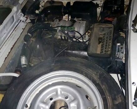 Белый ВАЗ Нива, объемом двигателя 1.7 л и пробегом 95 тыс. км за 3500 $, фото 6 на Automoto.ua