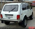 Белый ВАЗ Нива, объемом двигателя 1.7 л и пробегом 166 тыс. км за 3200 $, фото 2 на Automoto.ua