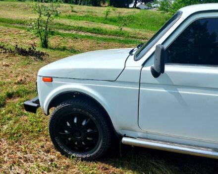 Білий ВАЗ Нива, об'ємом двигуна 1.7 л та пробігом 120 тис. км за 3200 $, фото 5 на Automoto.ua