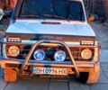 Белый ВАЗ Нива, объемом двигателя 1.7 л и пробегом 145 тыс. км за 5200 $, фото 3 на Automoto.ua