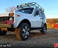 Белый ВАЗ Нива, объемом двигателя 1.7 л и пробегом 0 тыс. км за 4000 $, фото 1 на Automoto.ua