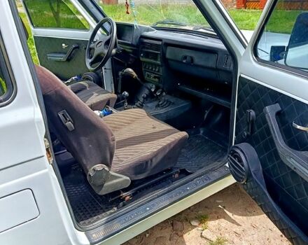Белый ВАЗ Нива, объемом двигателя 1.7 л и пробегом 198 тыс. км за 2999 $, фото 5 на Automoto.ua