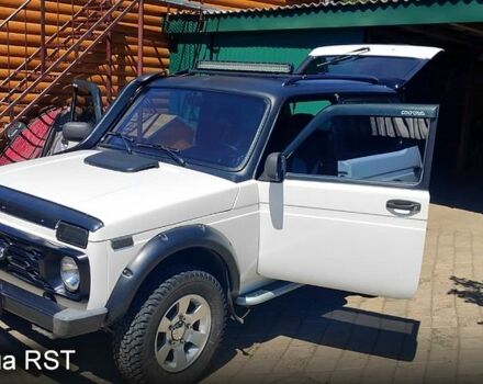 Білий ВАЗ Нива, об'ємом двигуна 1.7 л та пробігом 30 тис. км за 4500 $, фото 4 на Automoto.ua
