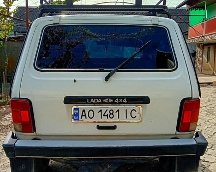 Белый ВАЗ Нива, объемом двигателя 1.7 л и пробегом 250 тыс. км за 4600 $, фото 4 на Automoto.ua