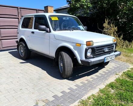 Білий ВАЗ Нива, об'ємом двигуна 1.7 л та пробігом 175 тис. км за 3950 $, фото 1 на Automoto.ua