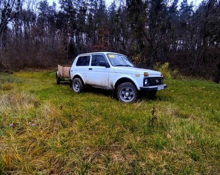 Білий ВАЗ Нива, об'ємом двигуна 1.7 л та пробігом 175 тис. км за 3950 $, фото 3 на Automoto.ua