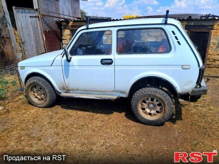 ВАЗ Нива 1983 в Одессе на Automoto.ua Белый ВАЗ Нива, объемом двигателя 1.6 л и пробегом 0 тыс. км за 1800 $, фото 1 на Automoto.ua