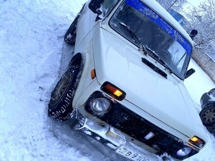 Белый ВАЗ Нива, объемом двигателя 1.6 л и пробегом 0 тыс. км за 1350 $, фото 1 на Automoto.ua