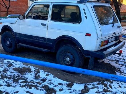 ВАЗ Нива 1990 у Гадяче на Automoto.ua Білий ВАЗ Нива, об'ємом двигуна 1.6 л та пробігом 100 тис. км за 1600 $, фото 1 на Automoto.ua