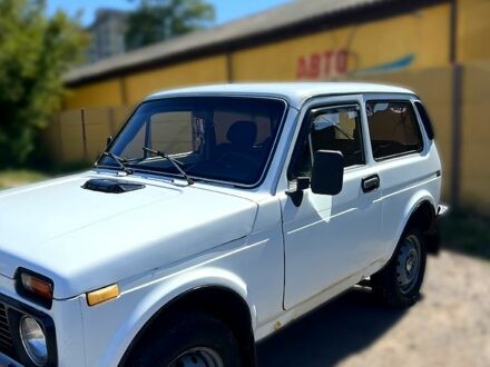 ВАЗ Нива 1990 в Кропивницком (Кировограде) на Automoto.ua Белый ВАЗ Нива, объемом двигателя 1.6 л и пробегом 56 тыс. км за 1700 $, фото 1 на Automoto.ua