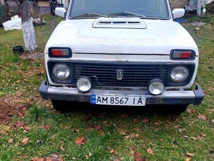 Белый ВАЗ Нива, объемом двигателя 1.6 л и пробегом 69 тыс. км за 1600 $, фото 1 на Automoto.ua