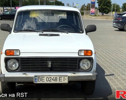 Белый ВАЗ Нива, объемом двигателя 1.7 л и пробегом 250 тыс. км за 3500 $, фото 1 на Automoto.ua