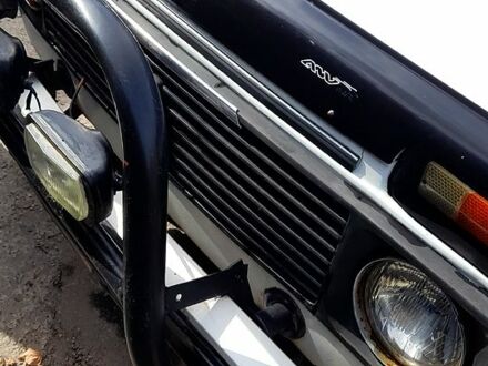 Белый ВАЗ Нива, объемом двигателя 1.7 л и пробегом 155 тыс. км за 1500 $, фото 1 на Automoto.ua