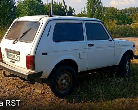 Белый ВАЗ Нива, объемом двигателя 1.7 л и пробегом 166 тыс. км за 3300 $, фото 1 на Automoto.ua