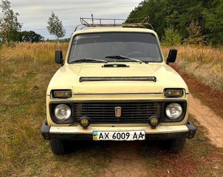 Бежевый ВАЗ Нива, объемом двигателя 1.6 л и пробегом 323 тыс. км за 1450 $, фото 6 на Automoto.ua