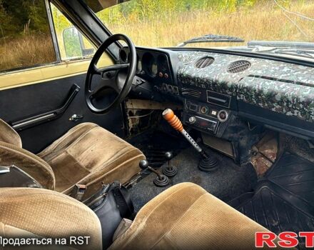 Бежевый ВАЗ Нива, объемом двигателя 1.6 л и пробегом 323 тыс. км за 1450 $, фото 3 на Automoto.ua