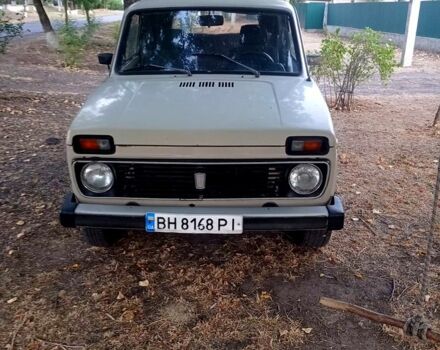 Бежевый ВАЗ Нива, объемом двигателя 1.6 л и пробегом 64 тыс. км за 2500 $, фото 2 на Automoto.ua