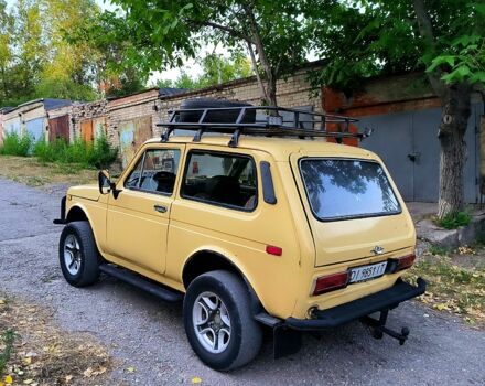 Бежевый ВАЗ Нива, объемом двигателя 1.6 л и пробегом 100 тыс. км за 1500 $, фото 4 на Automoto.ua