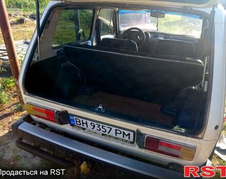 Бежевый ВАЗ Нива, объемом двигателя 1.6 л и пробегом 250 тыс. км за 1600 $, фото 2 на Automoto.ua