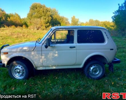 Бежевый ВАЗ Нива, объемом двигателя 1.6 л и пробегом 188 тыс. км за 1999 $, фото 2 на Automoto.ua