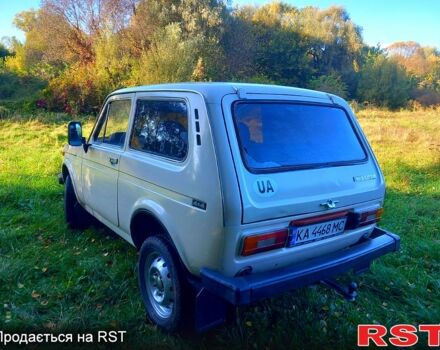 Бежевый ВАЗ Нива, объемом двигателя 1.6 л и пробегом 188 тыс. км за 1999 $, фото 3 на Automoto.ua