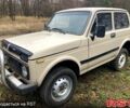 Бежевый ВАЗ Нива, объемом двигателя 1.6 л и пробегом 0 тыс. км за 1300 $, фото 1 на Automoto.ua