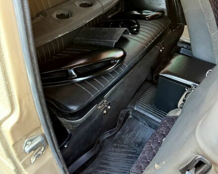 Бежевый ВАЗ Нива, объемом двигателя 1.6 л и пробегом 180 тыс. км за 3000 $, фото 11 на Automoto.ua