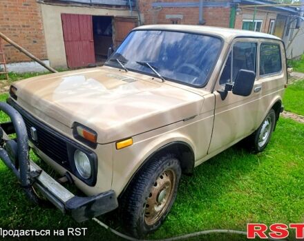 Бежевий ВАЗ Нива, об'ємом двигуна 1.6 л та пробігом 0 тис. км за 2000 $, фото 7 на Automoto.ua